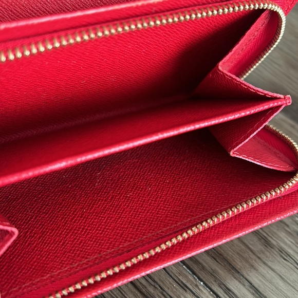 Louis Vuitton Red Epi Snap Wallet - Picture 9 of 15
